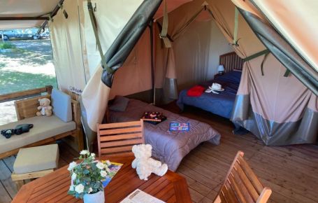 Camping en Dordogne avec locations 2 chambres randonneurs